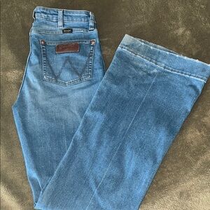Wrangler Classic Blue Jeans